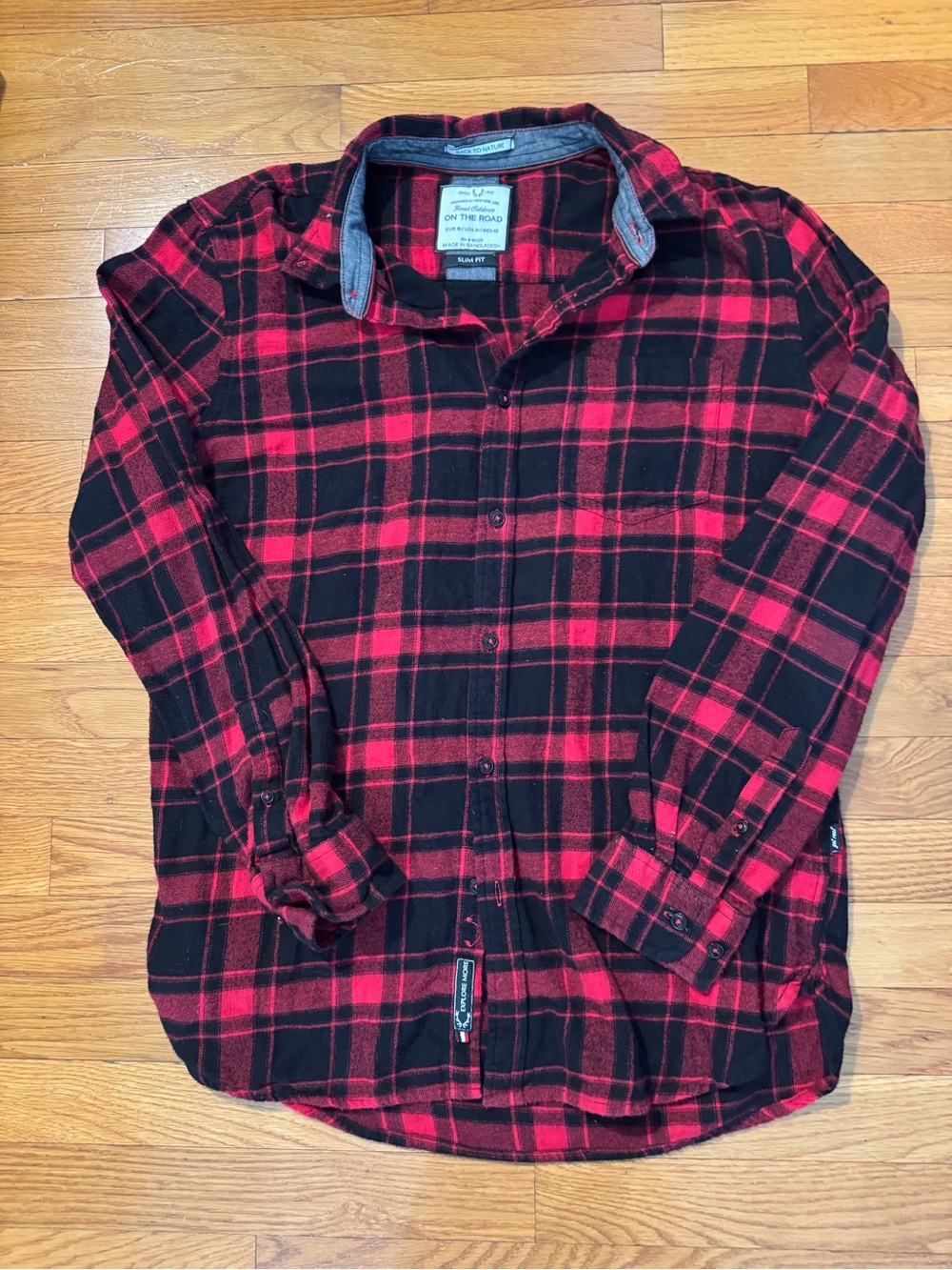 On The Road Red & Black Plaid Flannel Button-Up Shirt